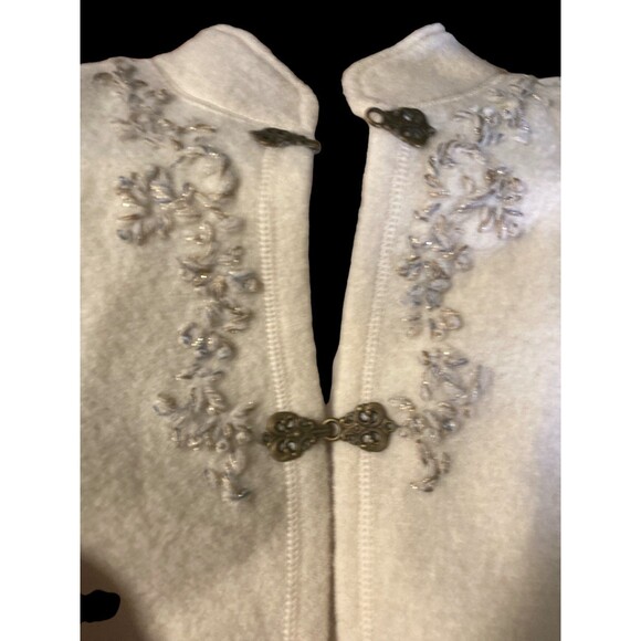 Coldwster Creek Wool Sz Med Embroidered Women Vtg Cardigan/Jacket Clasp Closure - Picture 3 of 11